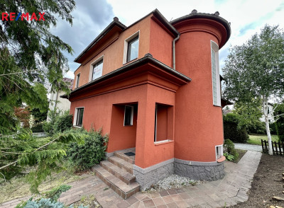 Prodej rodinného domu, 219 m2, Rudná