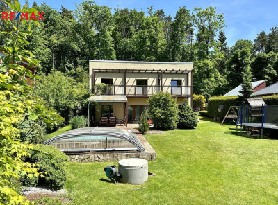 Prodej rodinného domu, 220 m2, Hrusice